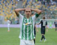 Полузащитник «Карпат» Худобяк – футболист месяца в чемпионате Украины