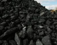 Пхеньян продолжает продавать уголь в обход санкций, — Reuters
