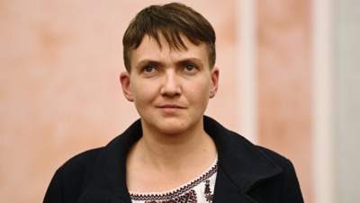 Луценко внес в Раду три представления на Савченко