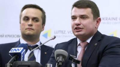 Стало известно, в чем обвиняют Холодницкого