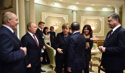 Франция и Германия выступили за переговоры по Донбассу в нормандском формате