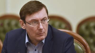 Луценко предложил отменить звание Героя Украины