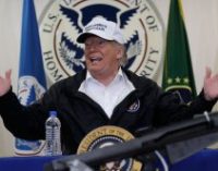 Трамп подписал бюджет США до 15 февраля и собирается строить стену на границе с Мексикой