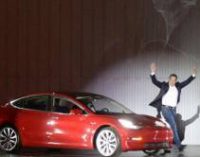 Tesla закроет большинство своих автосалонов, чтобы развивать интернет-продажи