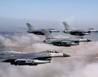 Українські пілоти в США наступного тижня почнуть опановувати F-16 — Politico
