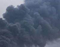 Ракетний удар по Києву:  на лівому березі горять будинки та автомобілі